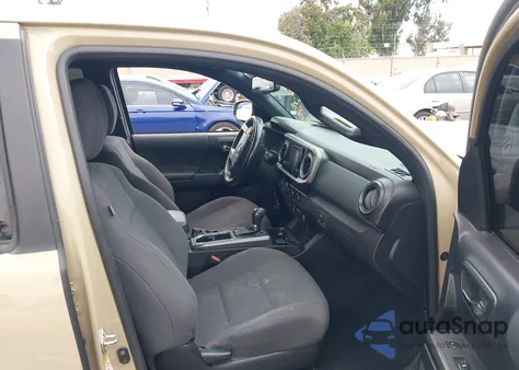 2018 Toyota Tacoma Trd Sport z USA, uszkodzony, nr VIN 3TMBZ5DN2JM012523